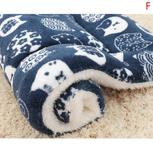 Soft Fleece Dog Bed and Pet Cushion Blanket