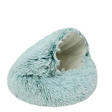 2-in-1 Winter Plush Cat Bed