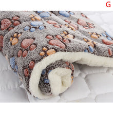 Soft Fleece Dog Bed and Pet Cushion Blanket