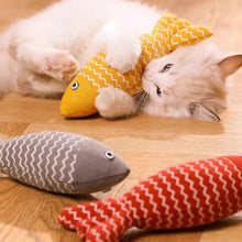 MADDEN Cat Fish Toy with Catnip