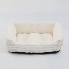 Calming Plush Pet Bed