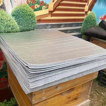 Alternate view of the Beehive Heat Insulation Covers