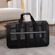 Breathable Outing Bag For Pets in Black