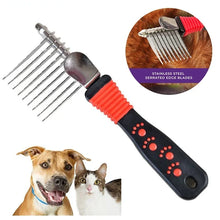 Alternate view of the Dematting Fur Rake for Pets