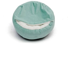 Dog Bed with Hooded Blanket in Green