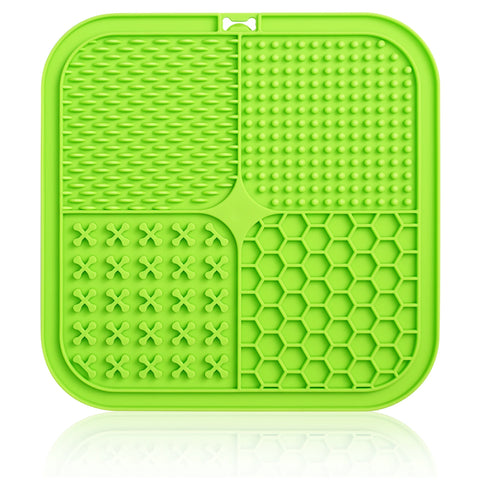 Dog Lick Mat with Suction Cups in 1 Piece Green