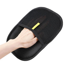 Pet Grooming Gloves in Black