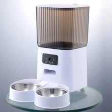 Alternate view of the Smart WiFi Automatic Pet Feeder with Camera